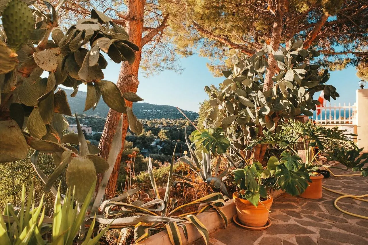 Villa Bella Salmagi - Surya Sardinia Holidays & Yoga Capitana